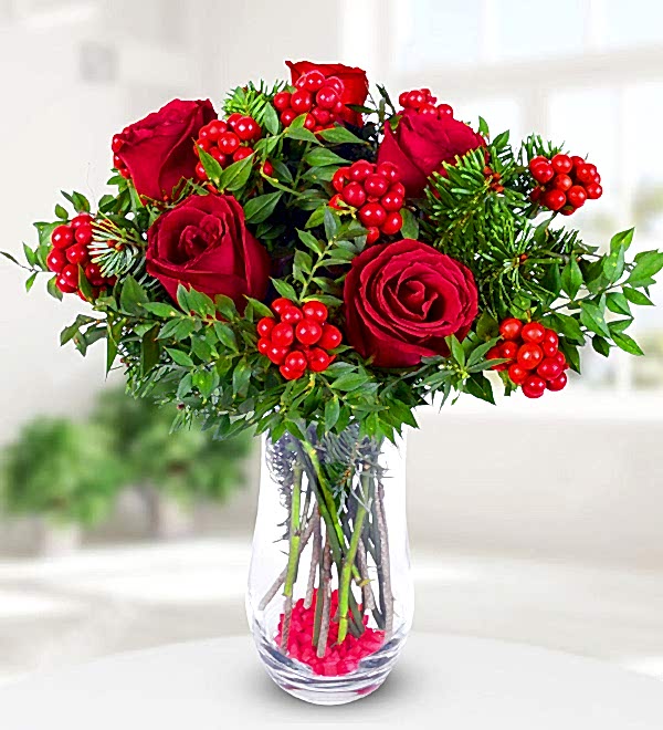 Vazoda K�rm�z� G�l ve Kokinalar