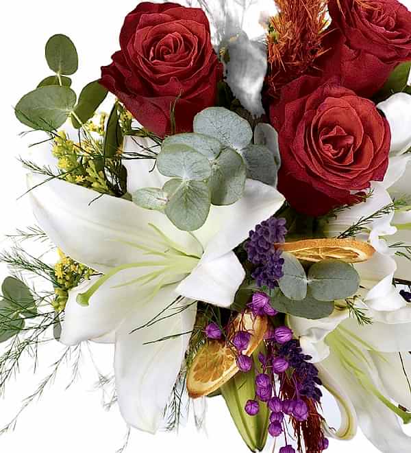 Mele�im Beyaz Lilyum ve K�rm�z� G�l