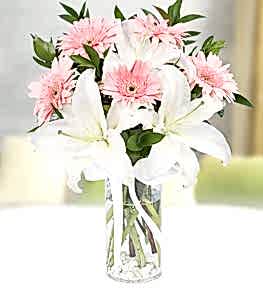 Lilyum ve Gerbera Aranjman�