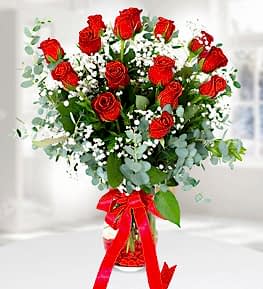 15 K�rm�z� G�l Vazosu