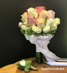 Pembe Güllerden Gelin Buketi (canlı )