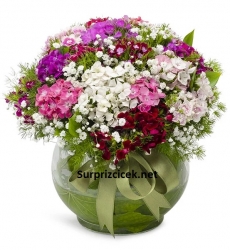 Cam Fanusta Renkli Bahar Çiçekleri Aranjmanı