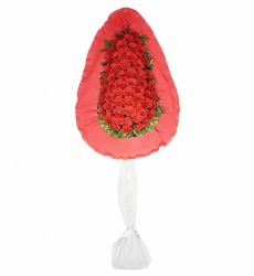 Kırmızı yapay gerbera ile hazırlanmış tek katlı nikah, açılış ve düğün çiçeği.