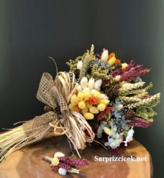 Kuru Çiçeklerden Gelin Buketi