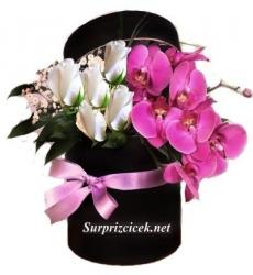 Kutuda Orkide ve Güller