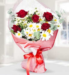 Aşkın Güzeli Gül Papatya Buketi