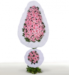 Pembe gerbera ile hazırlanmış çift katlı ayaklı nikah, düğün ve açılış çiçeği.