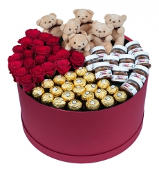 Tatlı Aşk Kutusu – Kırmızı Gül, Ferrero Rocher, Mini Ayıcık ve Nutella